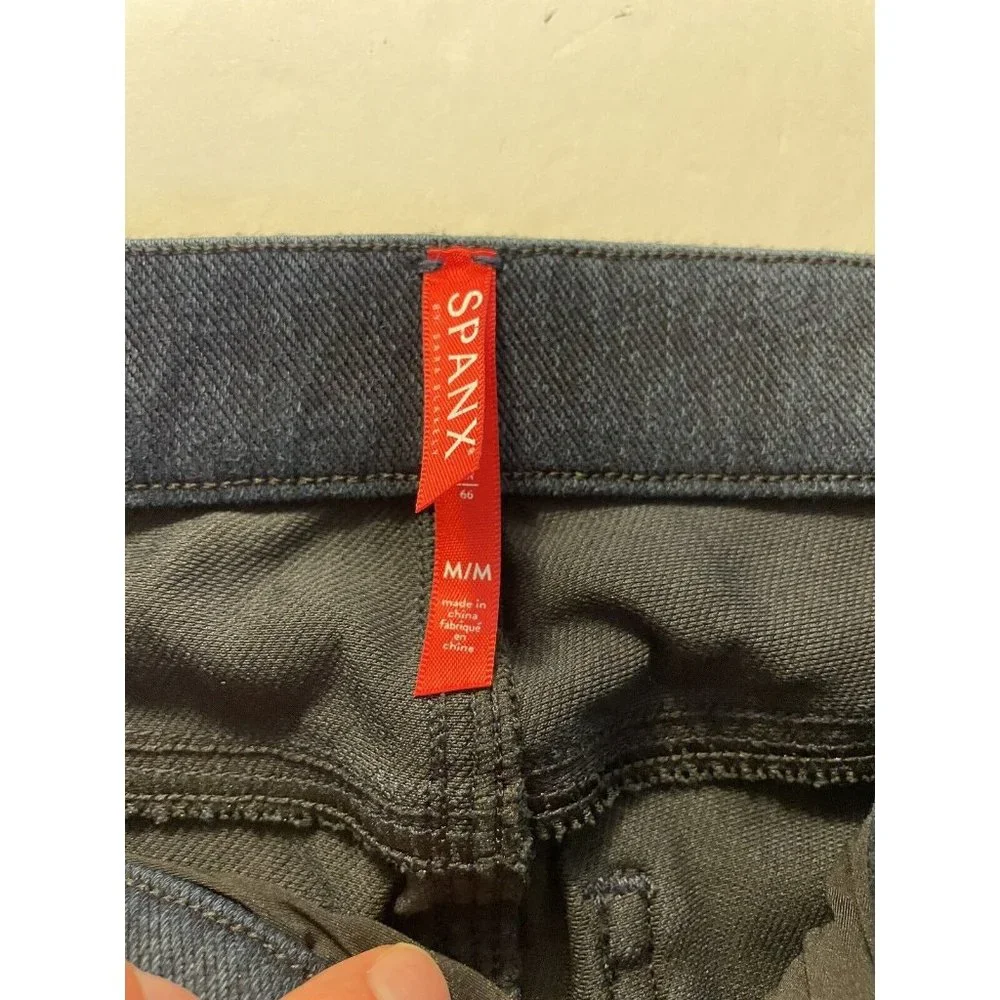 Spanx medium wash stretch dark wash denim skinny blue jeans pants size Medium